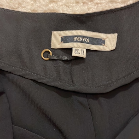 Chiffon pleated pants with lining US Size 10 - Picture 6 of 6